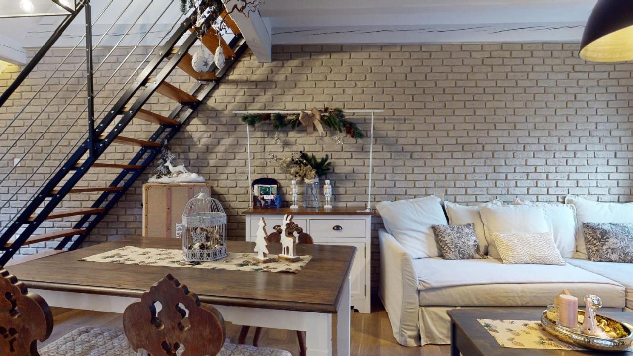 Apartamento Le Nid De L'ill, Magnifique Duplex Cosy Petite France *